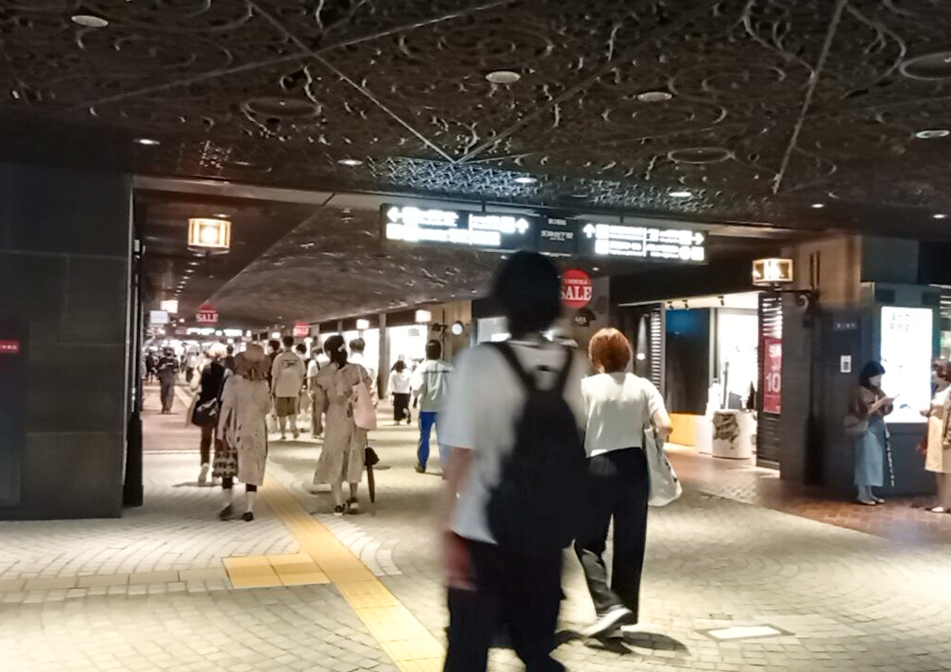 天神駅の地下街
